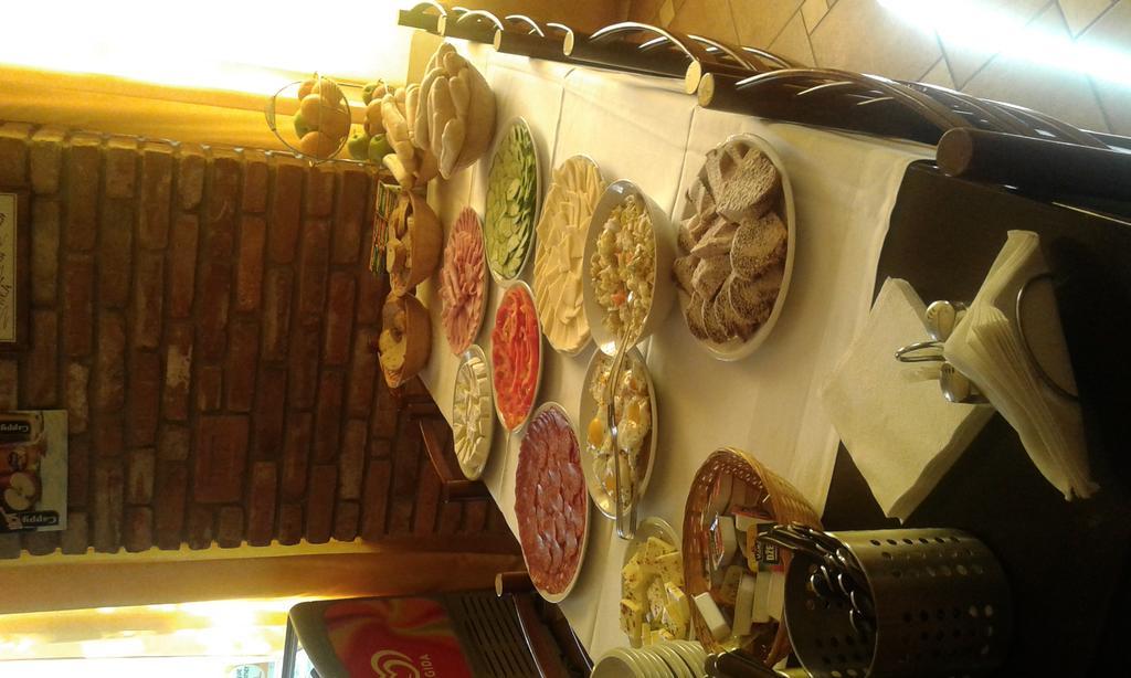 Hotel Retro Vrbovec Zewnętrze zdjęcie