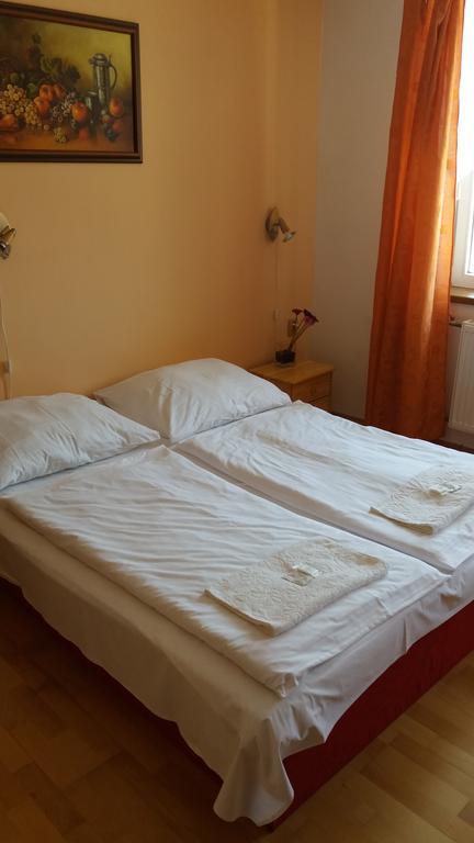 Hotel Retro Vrbovec Zewnętrze zdjęcie