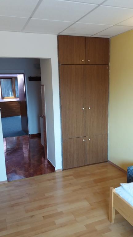 Hotel Retro Vrbovec Zewnętrze zdjęcie